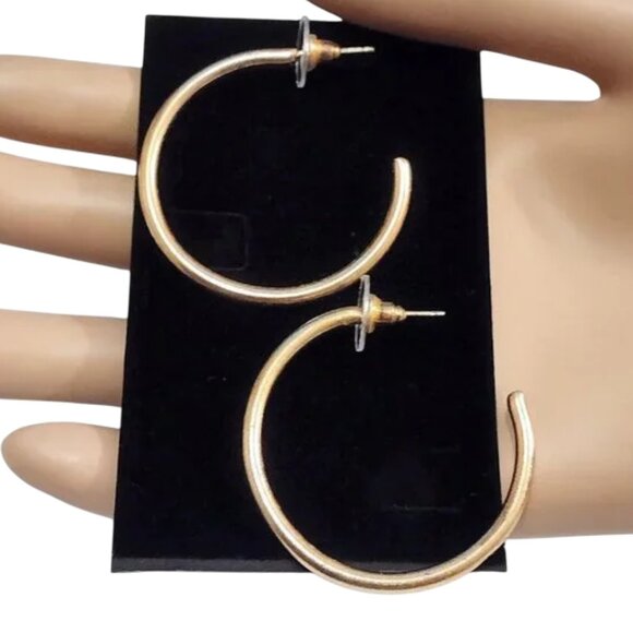 1 1/2 Inch 40mm Open End Hoop Pierced Post Earrings Gold Tone - Picture 3 of 5
